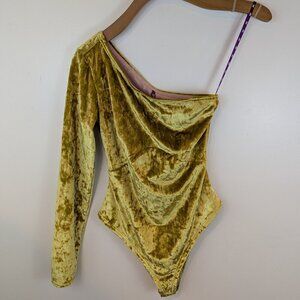 NWT Yitty One-Shoulder Plusshy Asymetrical Bodysuit in Yellow, Sz M
